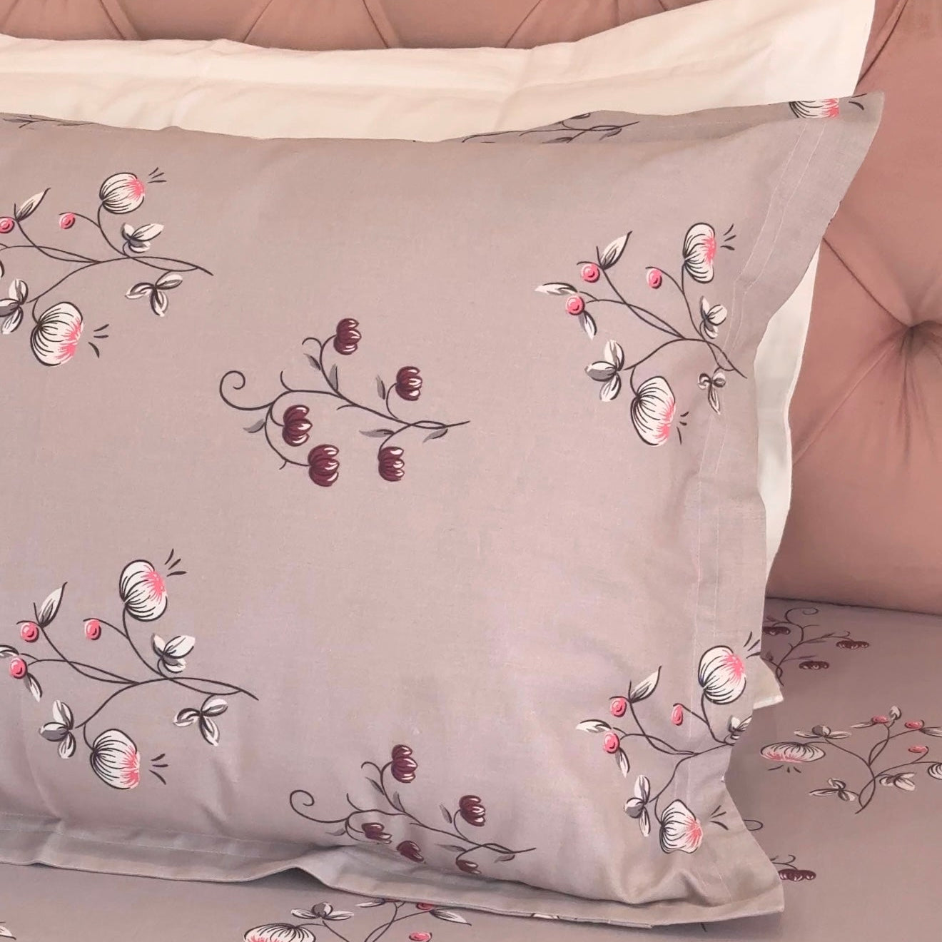 King Size Bed Sheet with 2 Pillow Covers