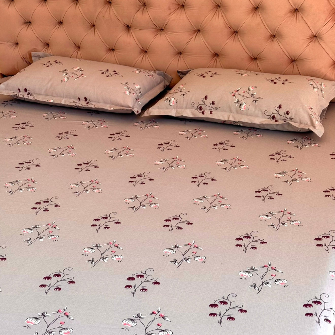 King Size Bed Sheet with 2 Pillow Covers