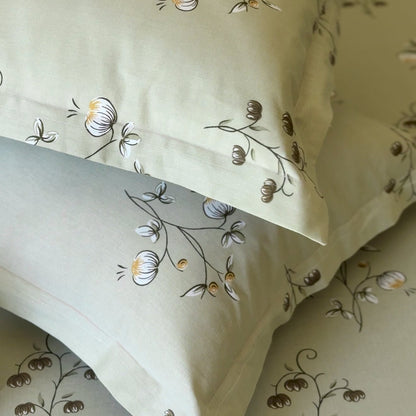 King Size Bed Sheet with 2 Pillow Covers